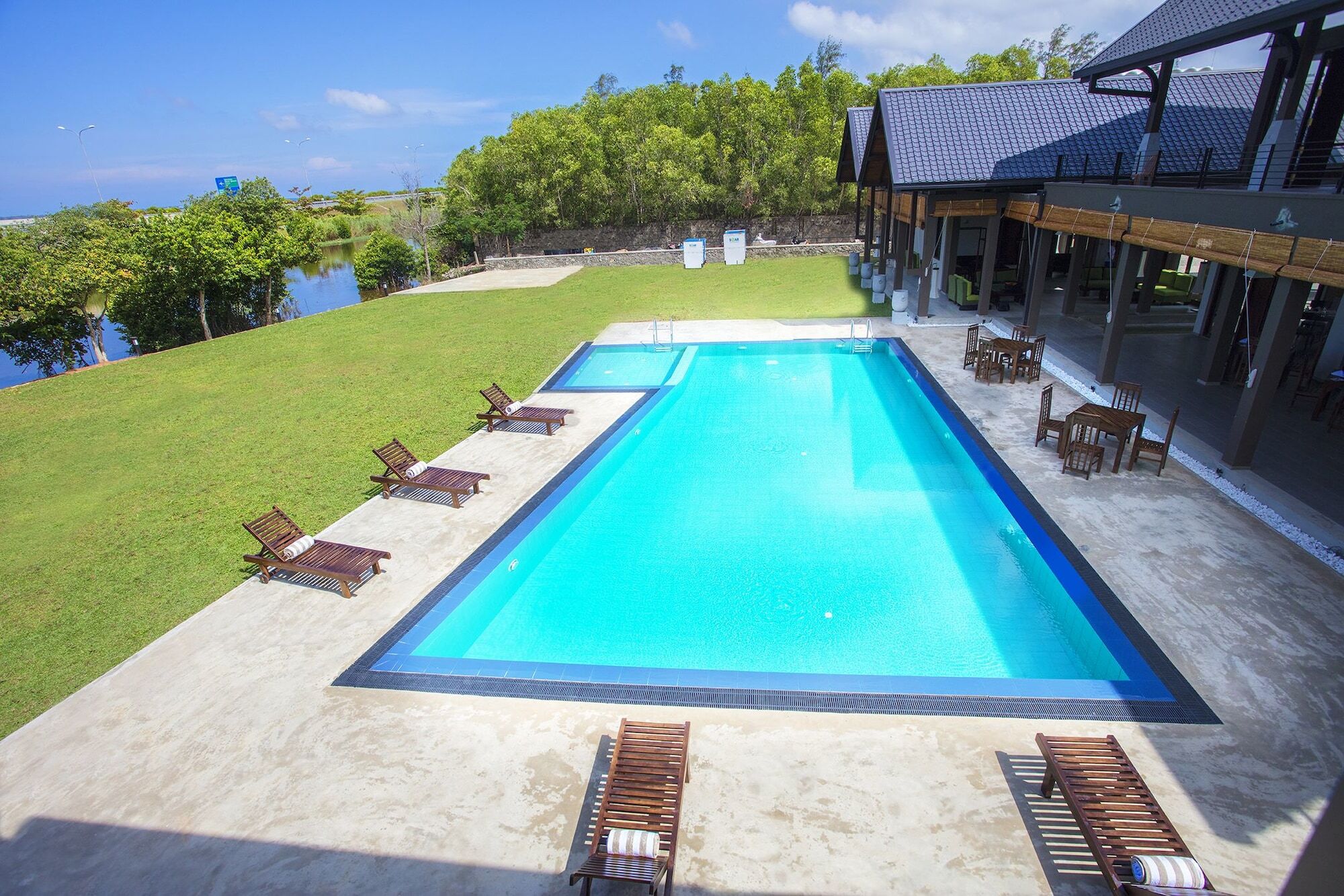 Katunayaka Amora Lagoon Hotel מראה חיצוני תמונה
